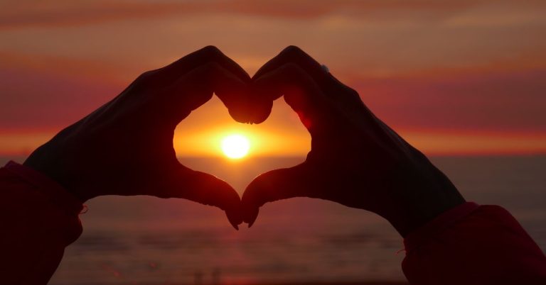 Short Caption Ideas That Make Every Post Stand Out on Social Media